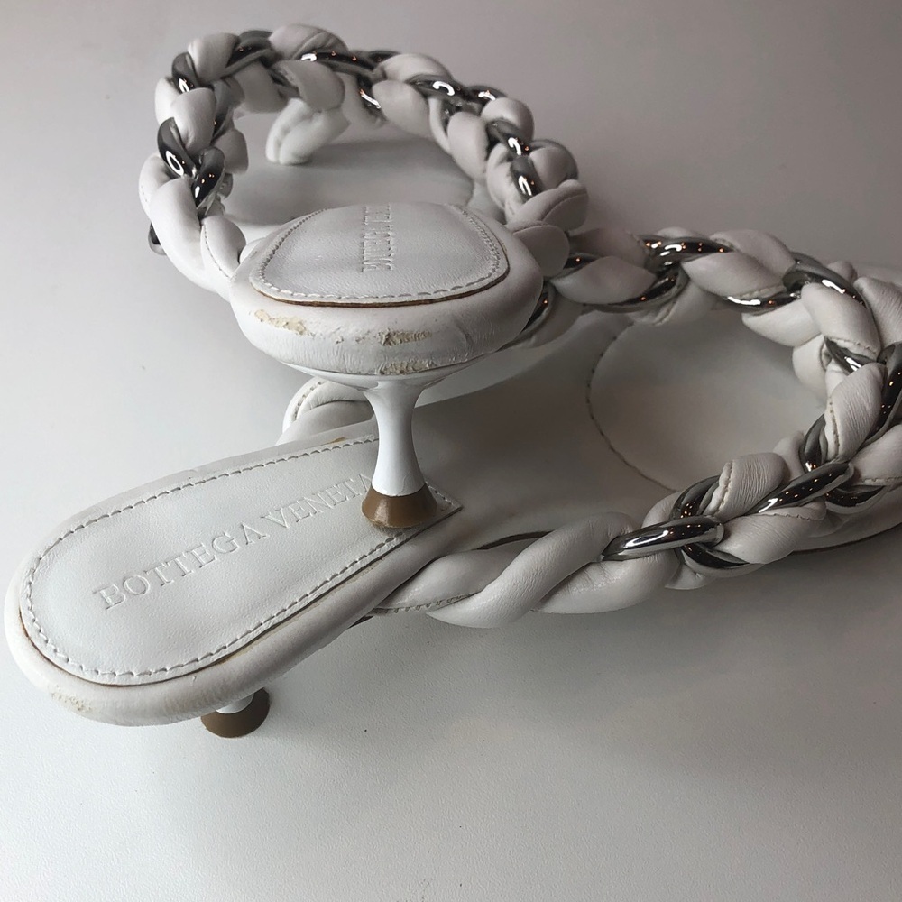Bottega Venetta Dot Sandal White with Silver chain Accent Size 39 EU (7.5-8US) - Picture 7 of 14